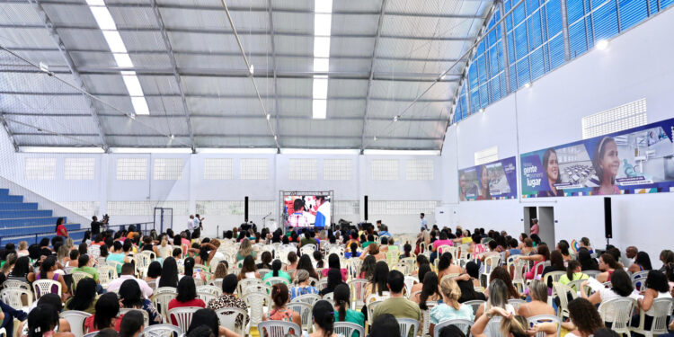 Prefeitura de São Cristóvão inicia Semana Pedagógica e premia educadores pelo alto desempenho