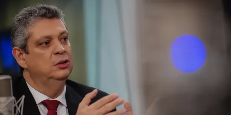 Ministro abre sindicância para apurar viagem de servidores a Sergipe