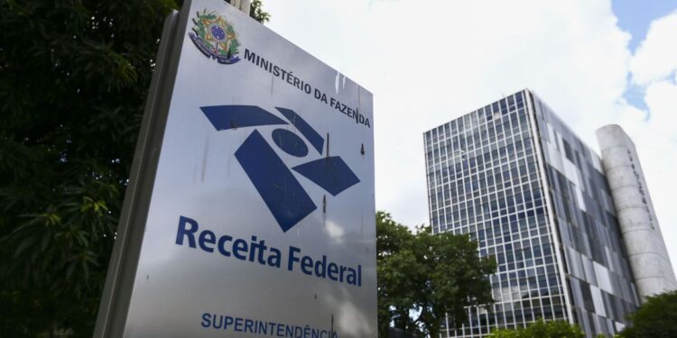 Receita refaz estimativa de perdas com desoneração da folha