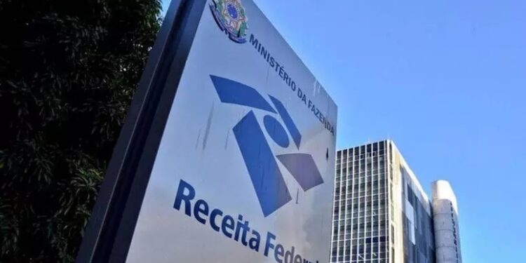 Receita adia início da autorregularização de dívidas
