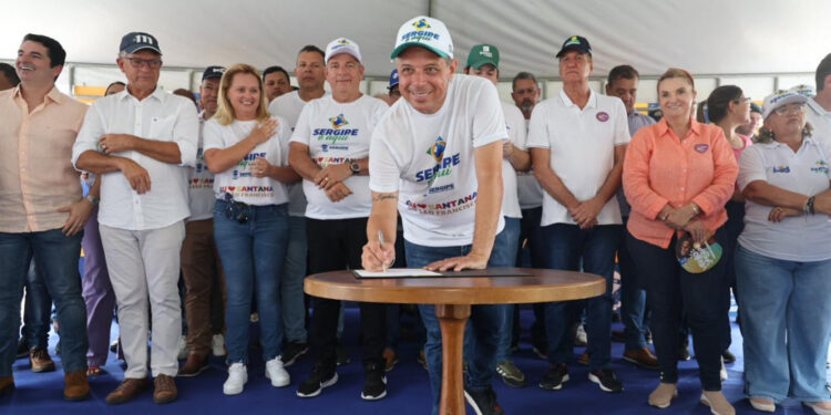 Fábio Mitidieri autoriza segunda etapa da Orla fluvial de Santana do São Francisco durante o ‘Sergipe é aqui’