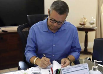 Governo de Sergipe sanciona lei que retoma o programa Gol da Gente