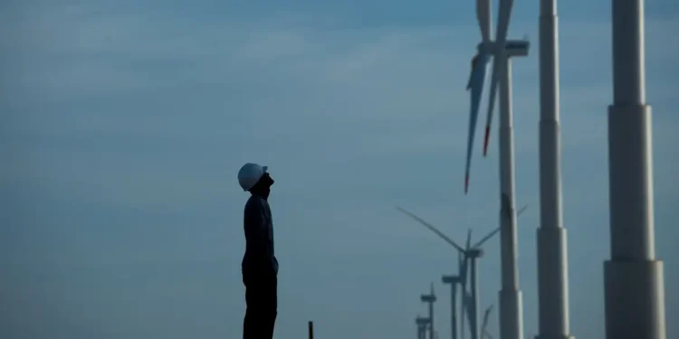 Geração de energia brasileira aumentou 10,3 mil MW em 2023