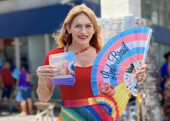 Deputada Linda Brasil vai às ruas prestar contas à população