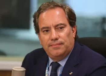 Caixa firma termo de conduta para compensar vítimas de perseguição