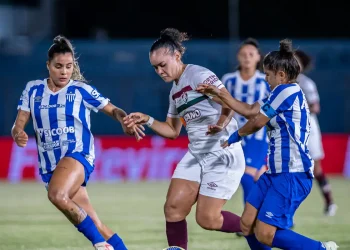 Avaí bate Fluminense na abertura da Supercopa do Brasil feminina