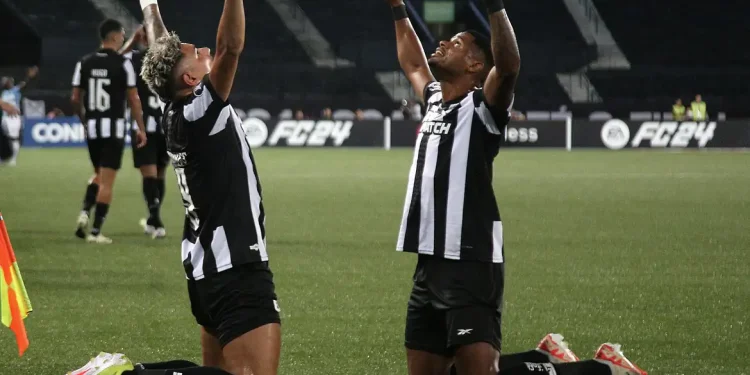 Botafogo goleia Aurora por 6 a 0 e avança na Pré-Libertadores