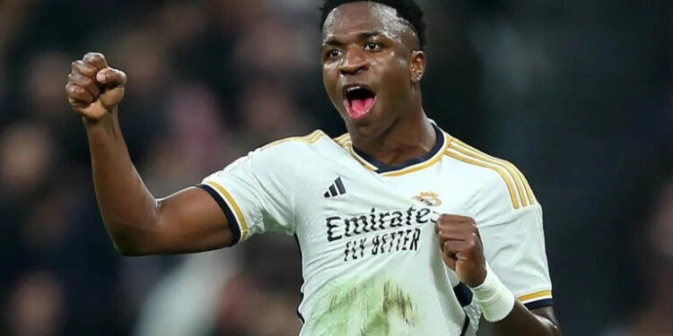 ‘Não sei se Vini Jr. ganha a Bola de Ouro, mas é top mundial’, diz ex-Real Madrid