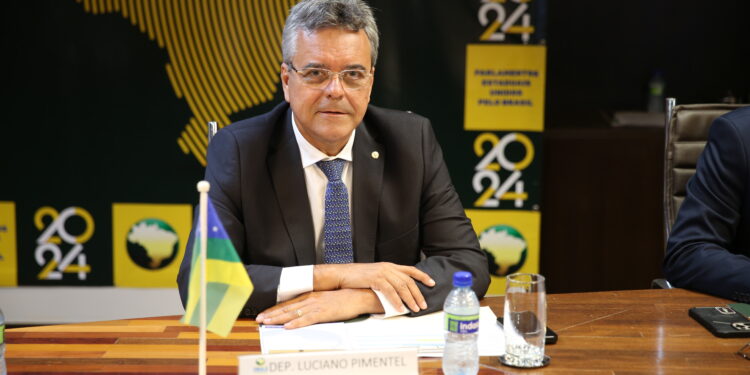 Deputado Luciano Pimentel assume presidência da Comissão de Infraestrutura, Minas e Energia da Unale