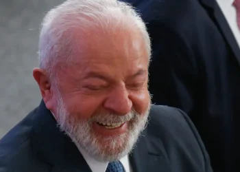 Deputados federais vão protocolar pedido de impeachment de Lula por declarações contra Israel