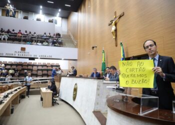 Deputados defendem o retorno do transporte-escolar para alunos de N.Srª do Socorro