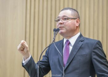 PL de Eduardo Lima que veda qualquer discriminação à criança e ao adolescente com deficiência ou doença crônica é aprovado em 1ª discussão
