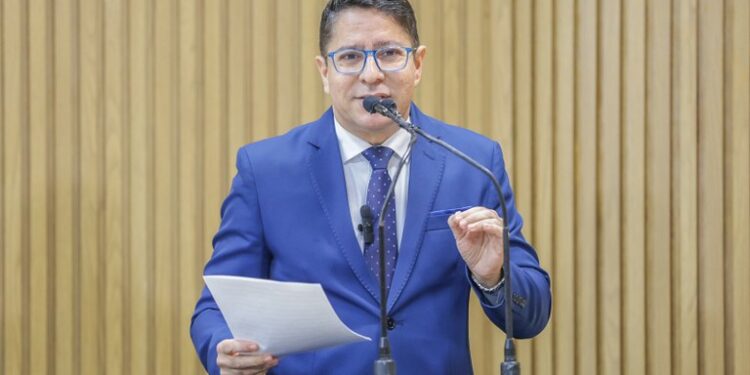 Ricardo Marques vê com preocupação quebra de sigilo telemático e telefônico da jornalista Gleice Queiroz