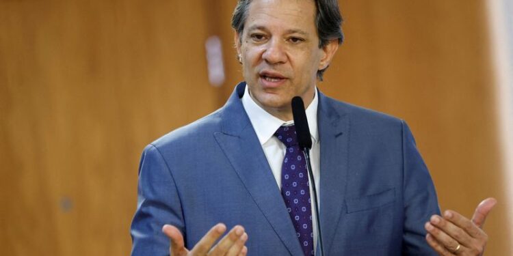 No G20, ministro da Fazenda defende tributação global para bilionários