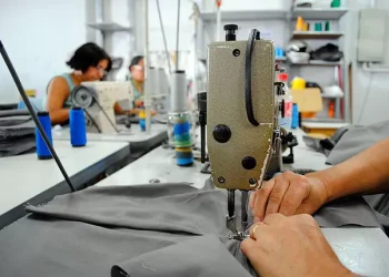 IBGE: em 2023, setor de serviços cresceu 2,3% no Brasil