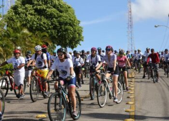 SMTT realiza passeio ciclístico para comemorar o aniversário da cidade