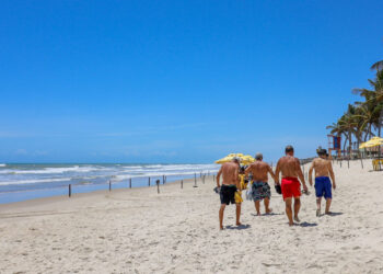 Estância recebe a última etapa do Verão Sergipe 2024 em clima de carnaval
