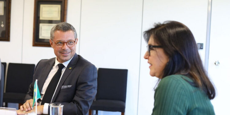 Governador Fábio Mitidieri discute projetos prioritários com a ministra Simone Tebet