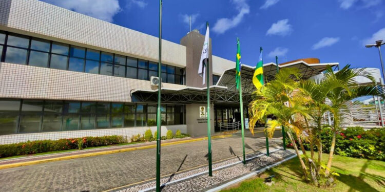 TCE orienta municípios sobre regras para gastos com festas no Carnaval