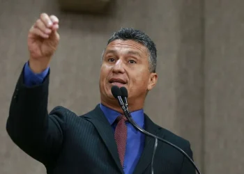 Tribunal Regional Eleitoral decreta perda de mandato de Zezinho do Bugio por infidelidade partidária