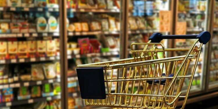 Em crise, gigantes do varejo fecham mais de 750 lojas no Brasil; veja ranking