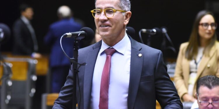 Aracaju 169 anos: Nitinho promove sessão solene na Câmara Federal