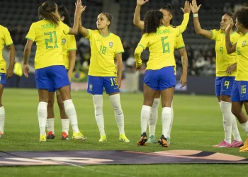 Brasil derrota México e se garante na decisão da Copa Ouro feminina