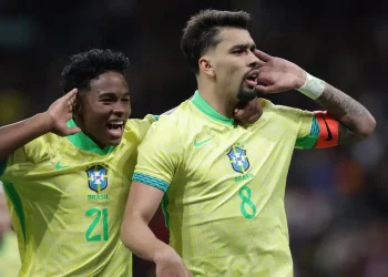 Brasil empata em 3 a 3 com Espanha em amistoso