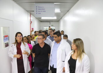 Fábio Mitidieri acompanha obras do Hospital do Câncer e visita Centro de Oncologia do Huse