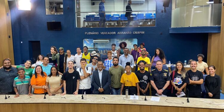 Em Audiência Pública, artistas e órgãos públicos discutem lei de “Fomento ao Graffiti”, de autoria do vereador Bittencourt