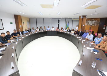 Governo de Sergipe instala comissão para discutir carreiras da Segurança Pública