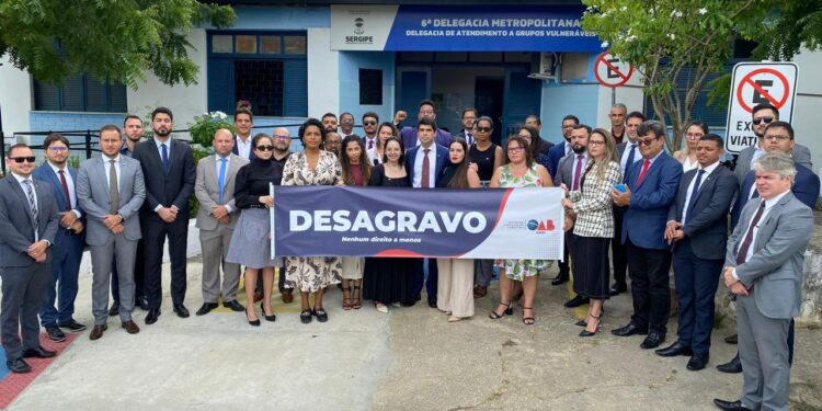 Advocacia sergipana realiza ato de desagravo público em delegacia