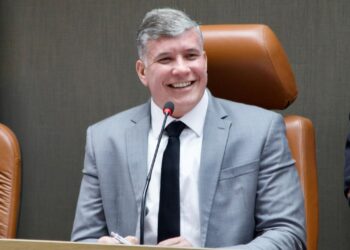 Cristiano solicita a implantação de uma Escola Técnica Profissionalizante em Neópolis