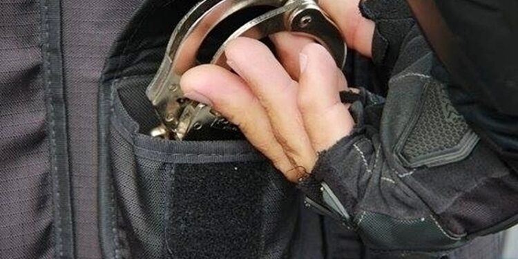 Ação conjunta da Polícia Civil recupera, em Sergipe, mais de R$ 50 mil em camisas roubadas no interior pernambucano