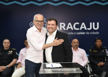 Prefeito Edvaldo lança aplicativo SOS Maria da Penha em Aracaju