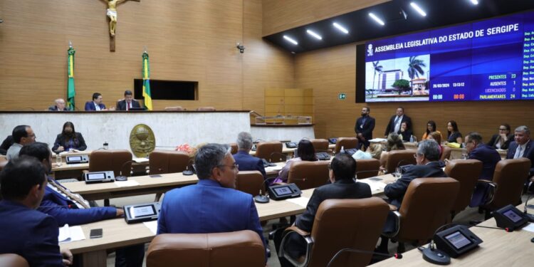 Aprovada contratação de crédito de até 120 milhões de dólares