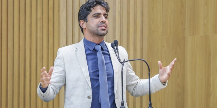 Vereador Pastor Diego reitera que é contra a descriminalização da maconha