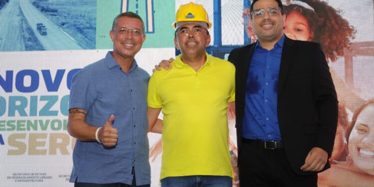 Deputados participam do lançamento do ‘Acelera Sergipe’