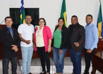 Eu só peço que discutam o orçamento e aprovem, pois enquanto isso não tem salário do servidor, diz prefeito