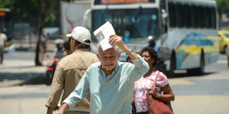 Sensação térmica no Rio pode passar de 50ºC no fim de semana