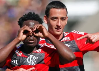 Flamengo vence Boca Juniors e é campeão invicto da Libertadores Sub-20