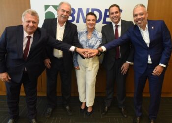 Bancos públicos alinham agendas para ampliar oferta de crédito