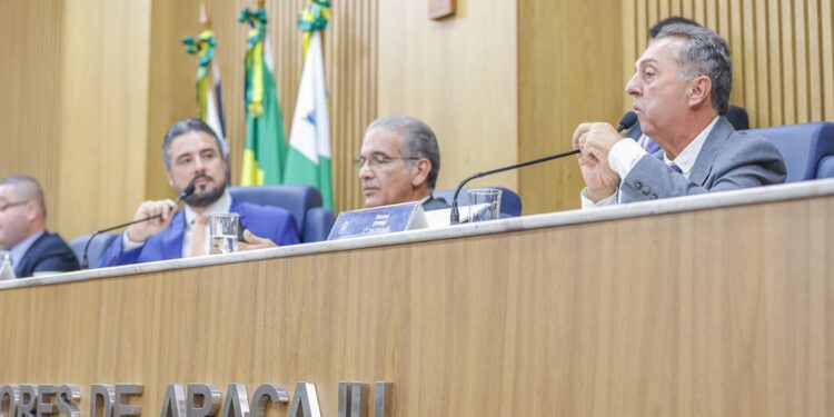 Sindisan utiliza ‘Tribuna Livre’ da Câmara de Vereadores de Aracaju e atualiza trâmites do processo de concessão de serviços da Deso