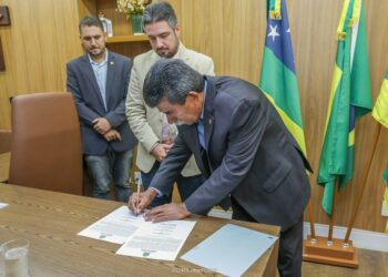 Vereador Bigode do Santa Maria é empossado como titular na Câmara de Vereadores de Aracaju