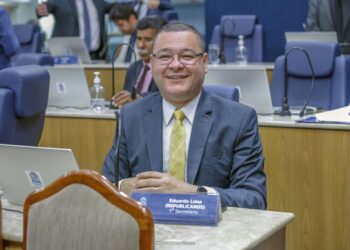 Eduardo Lima indaga o secretário de Educação sobre a possibilidade da Prefeitura de Aracaju contratar vagas em creches particulares