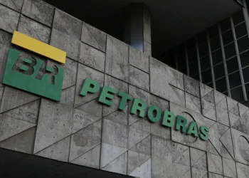 Petrobras pagou R$ 240,2 bilhões em tributos e royalties em 2023