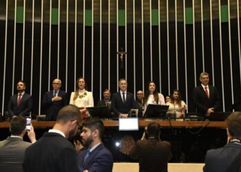 Câmara dos Deputados realiza sessão solene em homenagem ao 169º aniversário de Aracaju