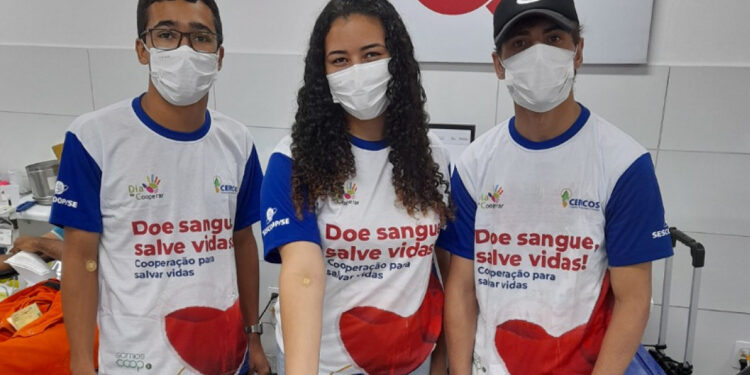 Hemose inicia campanha voltada ao feriadão da Semana Santa para estimular doação de sangue com antecedência