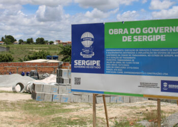 Deso executa obra de instalação de esgotamento sanitário em Itabaianinha