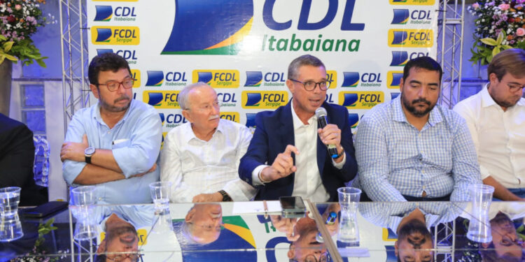 Governador discute desenvolvimento econômico com empreendedores de Itabaiana